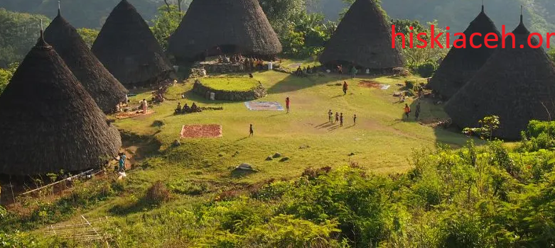 Cultural Trip ke Desa Adat Indonesia